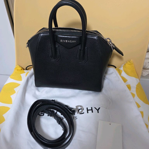 지방시 안티고나 미니