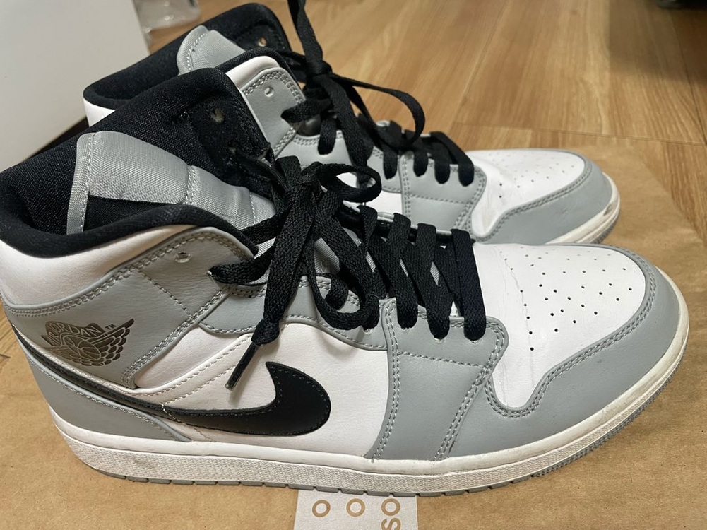 나이키 에어조던1 미드 그레이--1