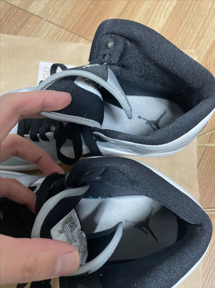 나이키 에어조던1 미드 그레이--5