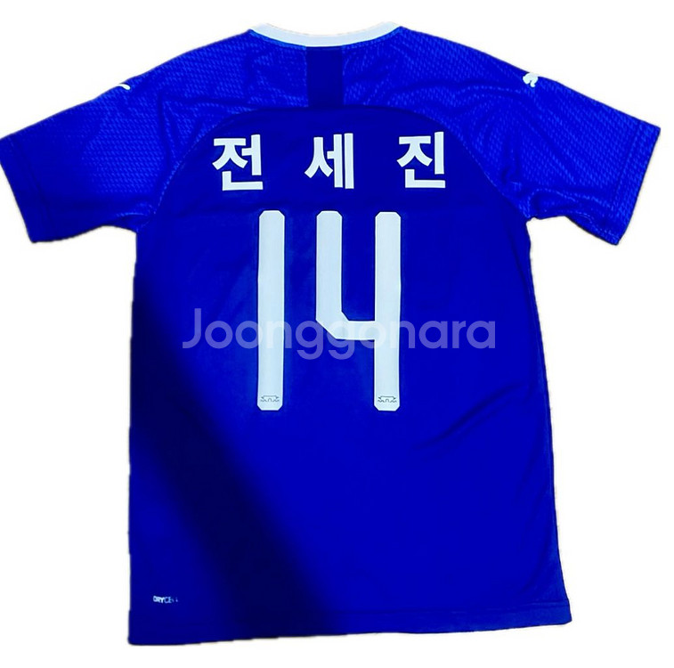 K리그 19시즌 수원삼성 전세진 유니폼 팝니다.--2