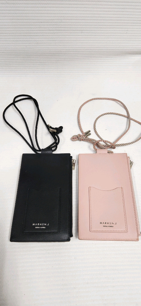 마르헨제이 롤리백. 휴대폰가방 이미지