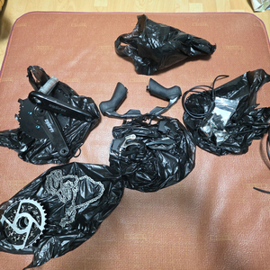 스램 레드 이탭 axs 12단 e1 그룹셋 팝니다.