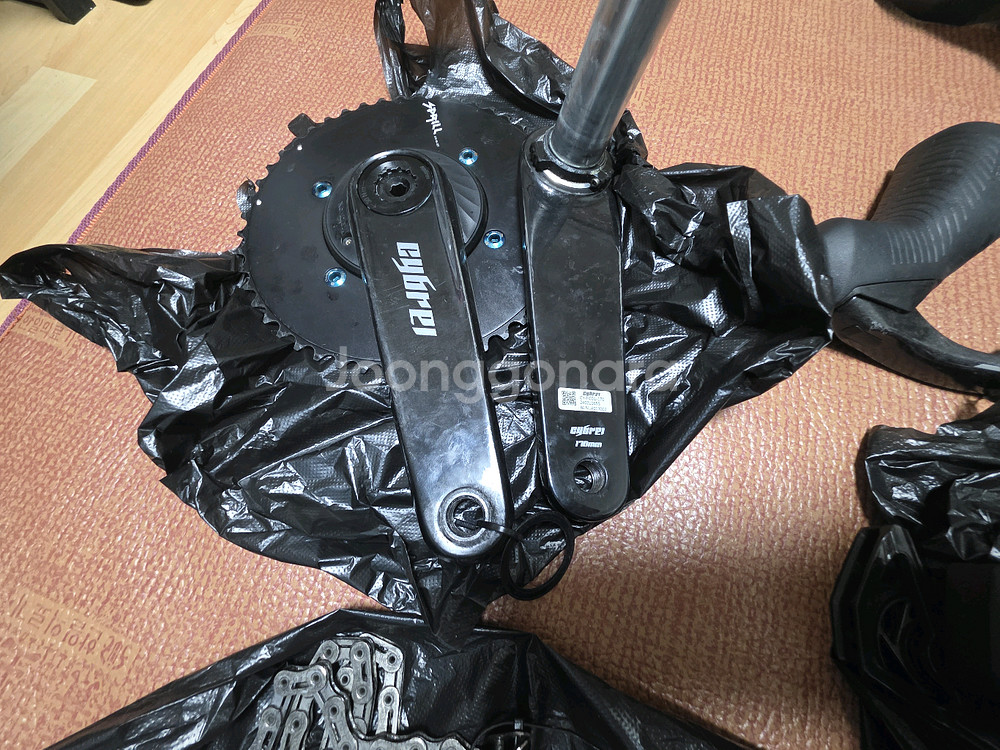 스램 레드 이탭 axs 12단 e1 그룹셋 팝니다.--3