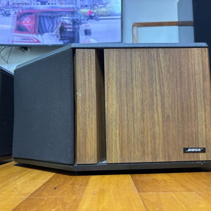 보스 4.2 북쉘프 스피커