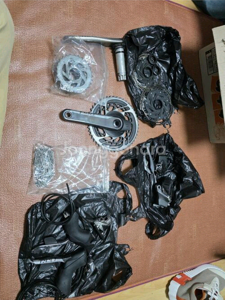 스램 레드 이탭 axs 12단 d1 그룹셋 팝니다!--0