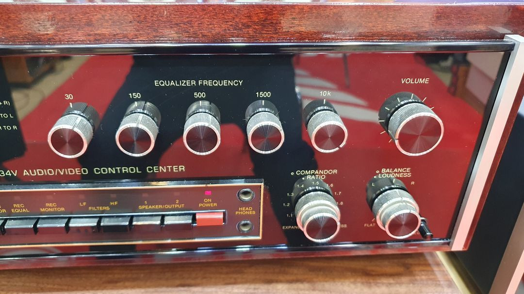 매킨토시MC7270파워앰프/C34V프리앰프/우드케이스/초민트급/NO기포/재입고 이미지