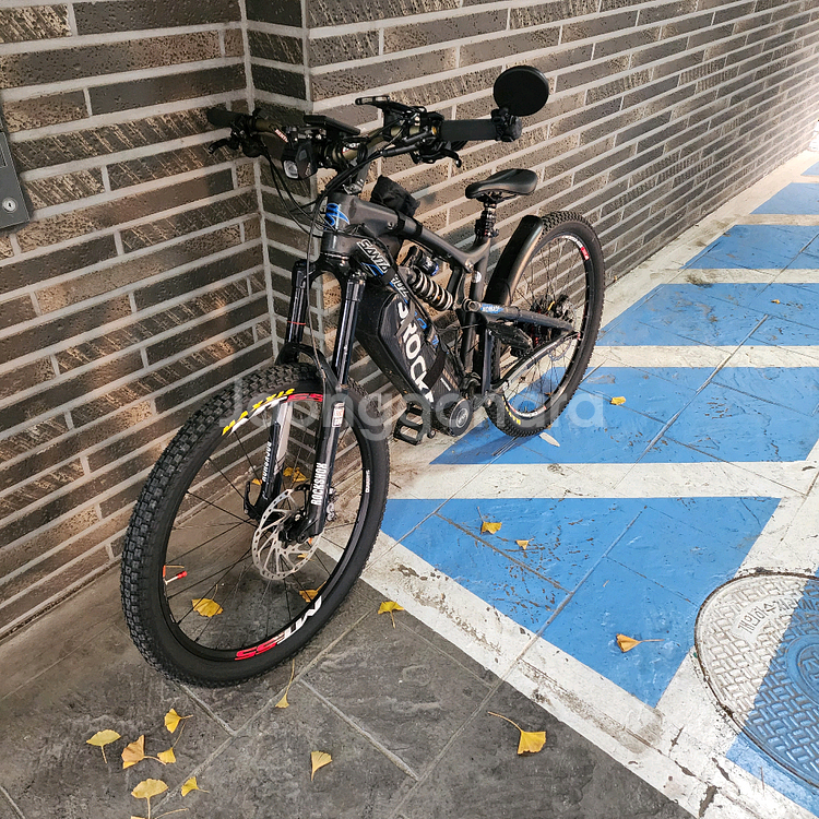 산타크루즈 노매드cc 풀카본 26인치 xt12단 바팡500w--3