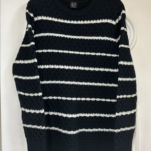 남성 단가라 스트라이프 긴팔 니트