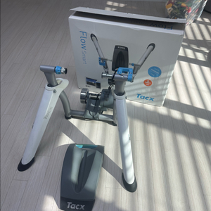 탁스 플로우 스마트 에어로 트레이너