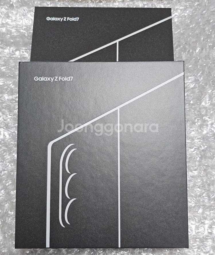 갤럭시 Z 폴드7 미개봉 256Gb 블랙색상 자급제--0