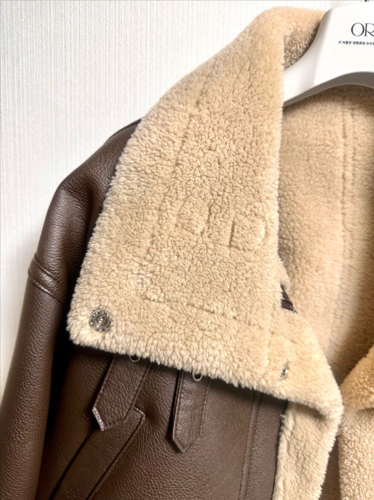 1회착용)B.quiet 브라운 무스탕 자켓(리버시블)--4