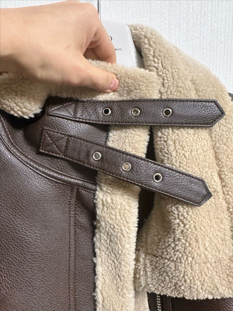 1회착용)B.quiet 브라운 무스탕 자켓(리버시블)--7