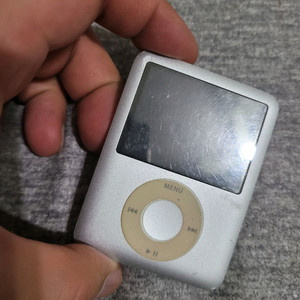 애플 아이팟나노 3세대 A1236 4기가 부품용 이미지