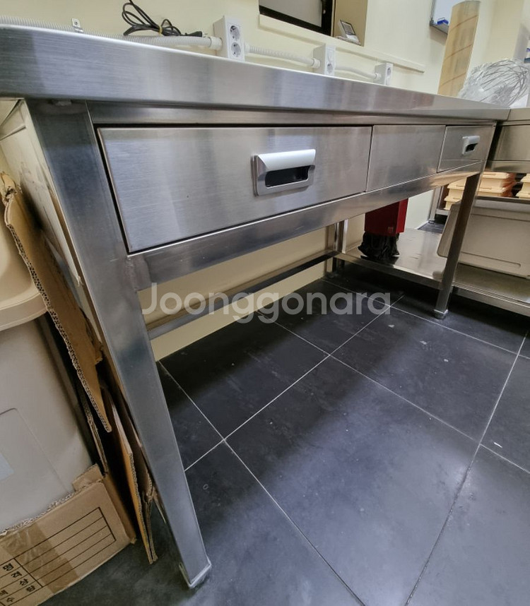 업소용 스테인리스 주방 개량 작업대(sus304, 1350*700) 및 개량통 3개--3