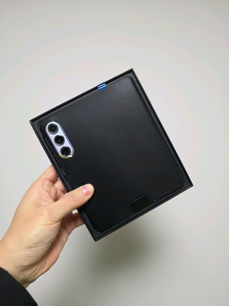 (미사용) 삼성 갤럭시 폴드5 자급제 512G 올갈이 새상품 이미지