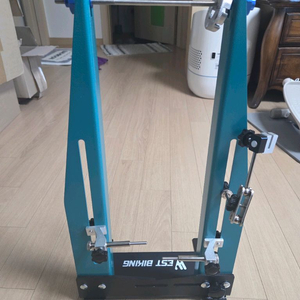 로드자전거, mtb 휠 교정기 팝니다.