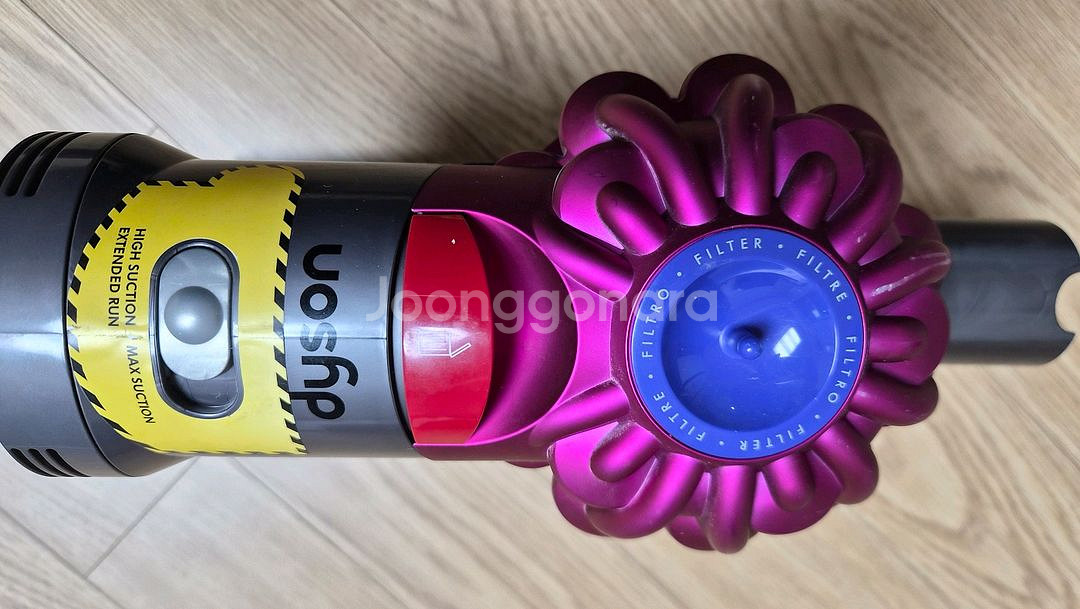 깨끗하게 세척한 다이슨 청소기 V7(18분 연속동작)--2