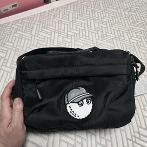 말본 골프 슬림라이트 크로스백 팝니다