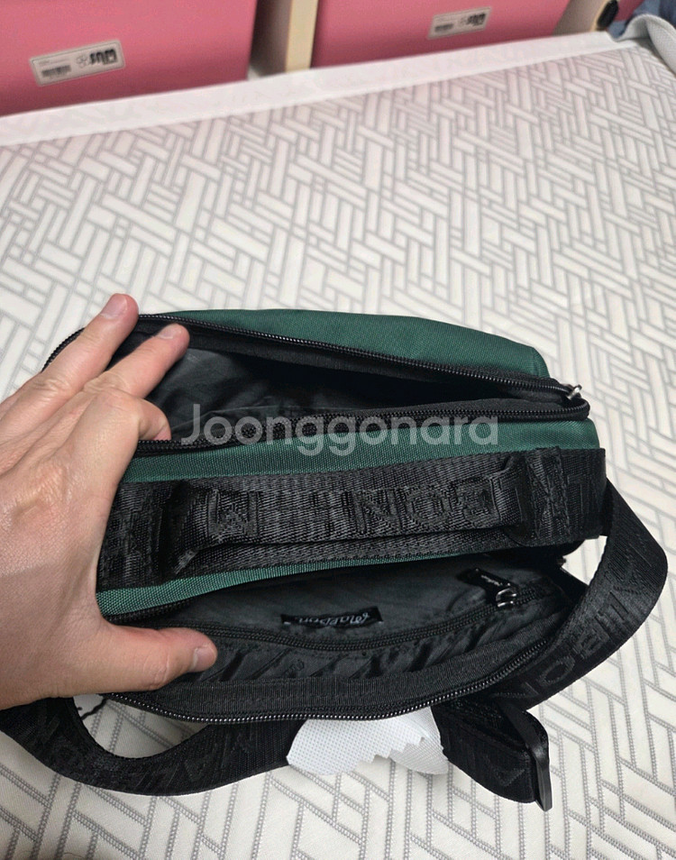 말본 골프 슬림라이트 크로스백 팝니다--7