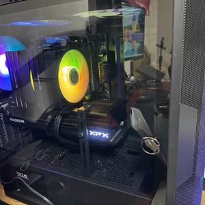 AMD 라이젠7 7800X3D 9070xt 게이밍 PC 본체