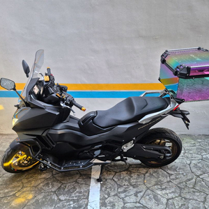 혼다 포르자 750 팜니다 24년식풀튜닝 이미지