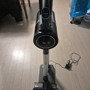LG 코드제로 A9 청소기 새 모터 상태 좋고 작동잘됩니다