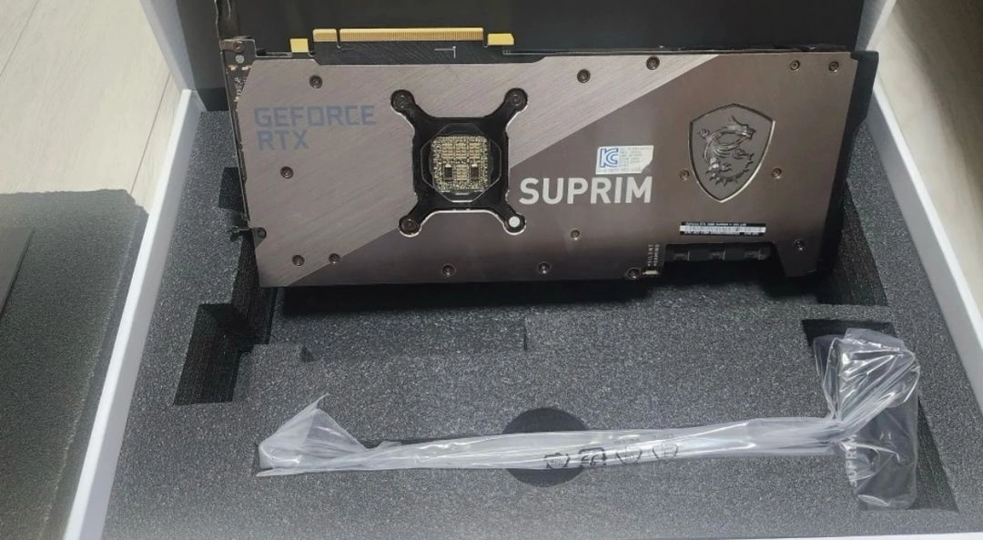RTX 3080 그래픽카드 msi 슈프림 이미지