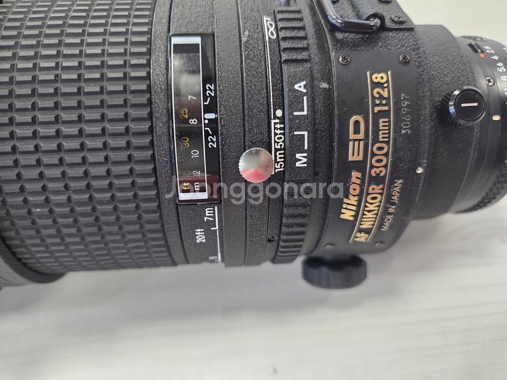 니콘 AF-S 300mm F2.8 ED 렌즈 후드포함 판매합니다--1