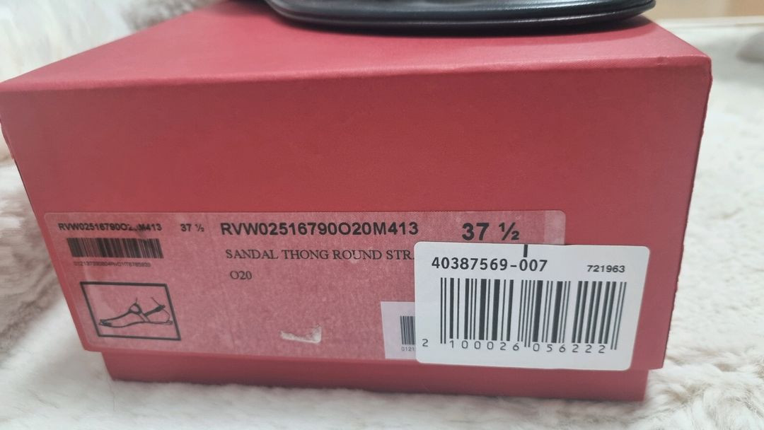 로저비비에 플립플랍 샌들 이미지