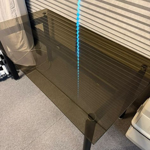 강화유리 책상 테이블