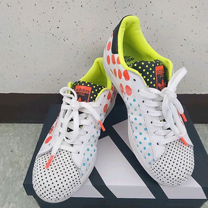 아디다스 슈퍼스타 50주년 기념 한정판-260