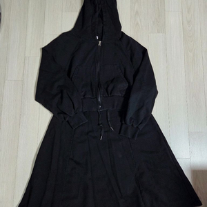 메이윤 트레이닝 치마 후드 세트 블랙