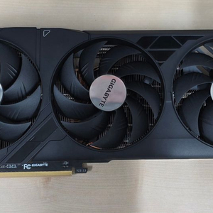 기가바이트 4080 super 윈드포스 팝니다