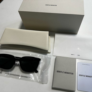 젠틀몬스터 선글라스 릴리트 01 블랙