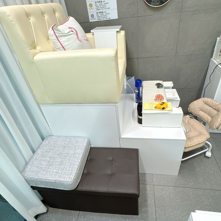 네일테이블 패디의자 네일시술대 중고네일가구 정리합니다 이미지