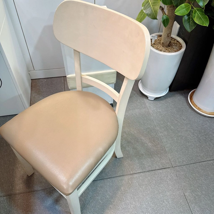 네일테이블 패디의자 네일시술대 중고네일가구 정리합니다 이미지