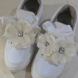 슈콤마보니 운동화