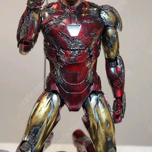 핫토이 아이언맨 배틀데미지