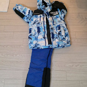 스키복 보드복 눈썰매복 130 상하의 2만원