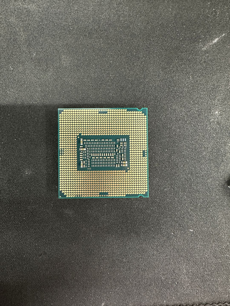 인텔 i7-8700K 8700 팝니다. 이미지