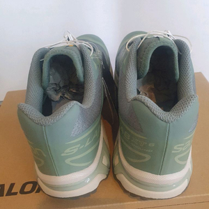 살로몬 XT-6 러닝화