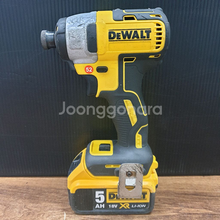 디월트 충전임팩 드라이버 DCF887 배터리포함--0