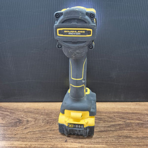 디월트 충전 임팩 렌치 DCF922 배터리포함