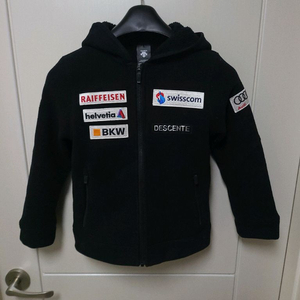 데상트 아우디 후리스 130호