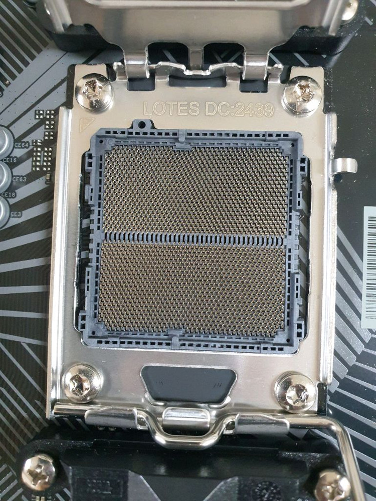 asrock b650m pg lightning--1