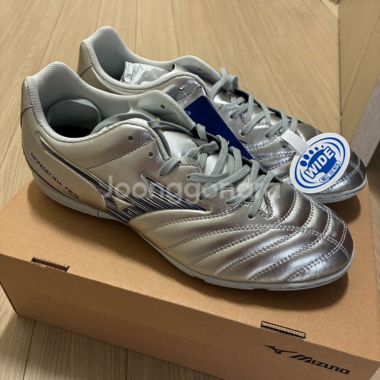 풋살화270 미즈노 새제품--0