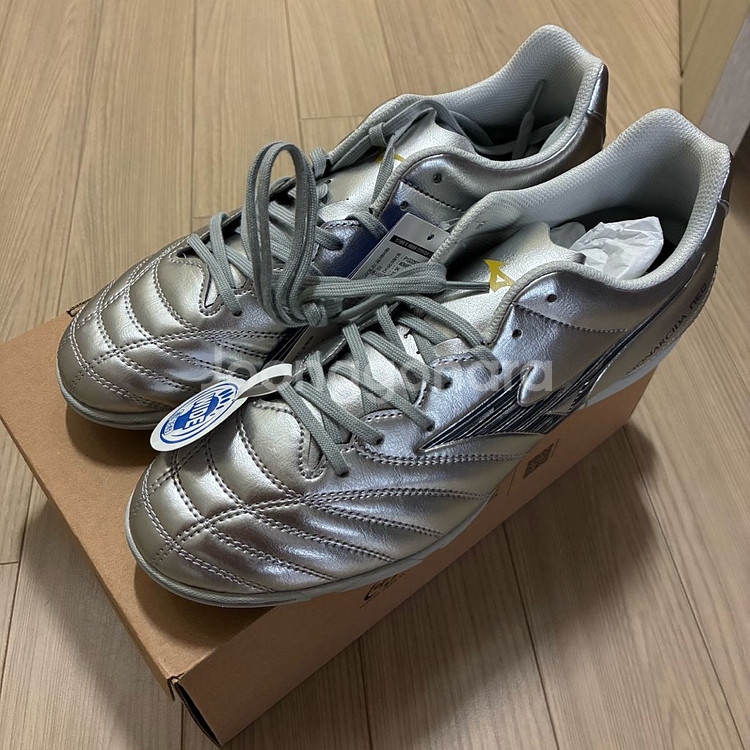 풋살화270 미즈노 새제품--1