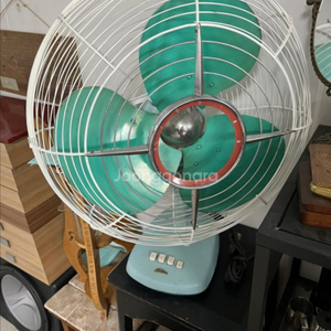 도시바. 빈티지 선풍기 이미지