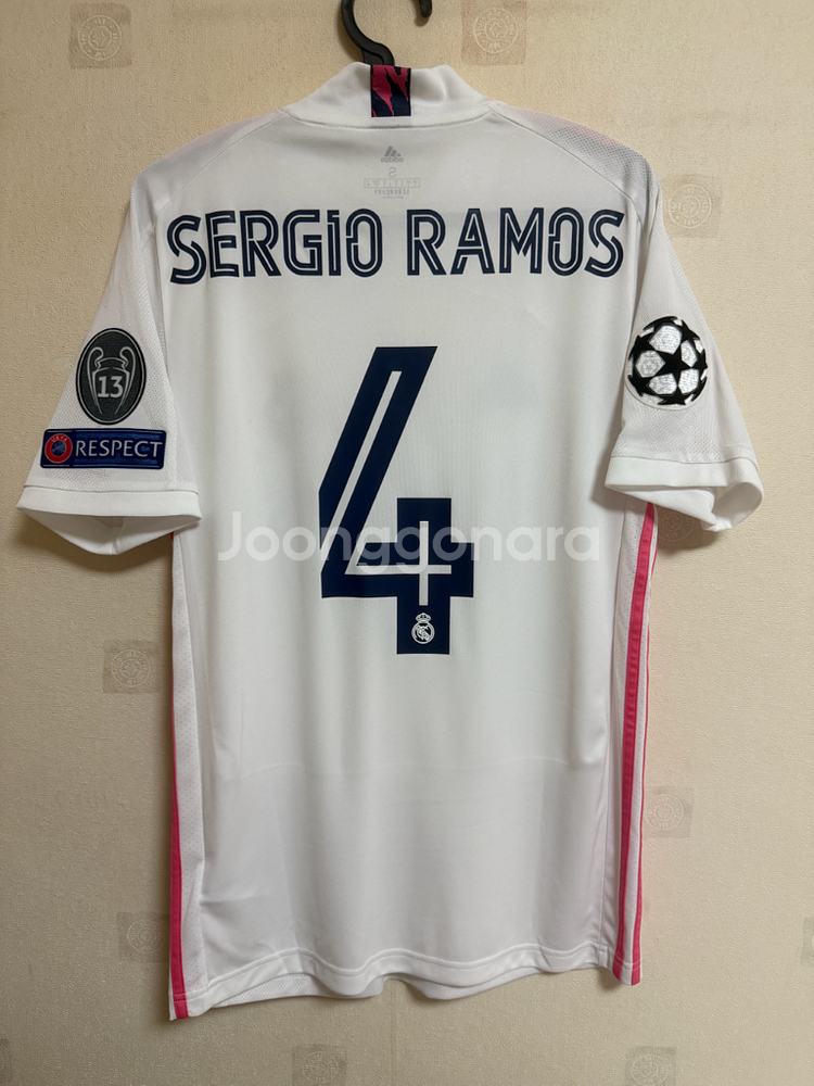 레알마드리드 20-21 홈 라모스 마지막시즌 유니폼--1
