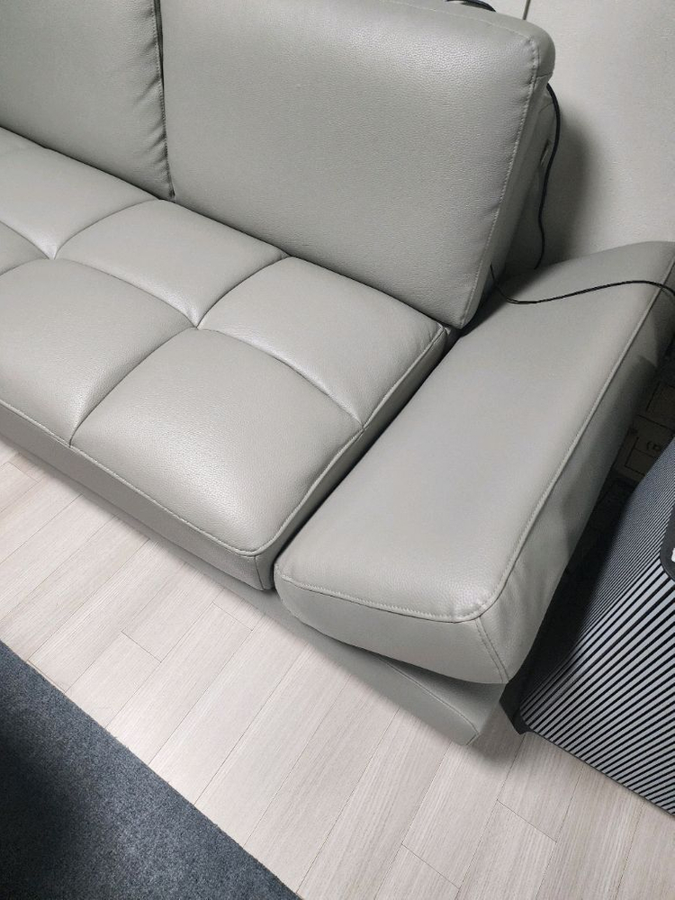 가죽 소파--1